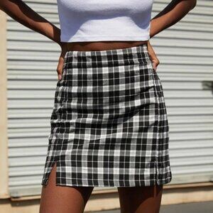 BRANDY MELVILLE | John Galt Cara Plaid Mini Skirt